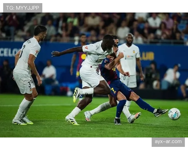 瓦伦西亚战术革新显成效，球队状态回暖开启新篇章