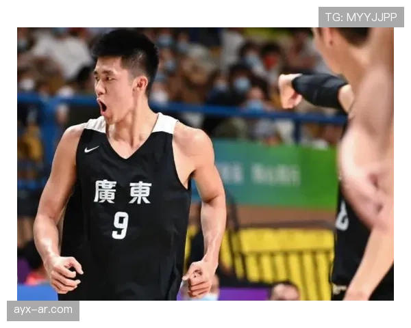 印尼国家队中场新星闪耀赛场，创造力引领球队迈向辉煌未来