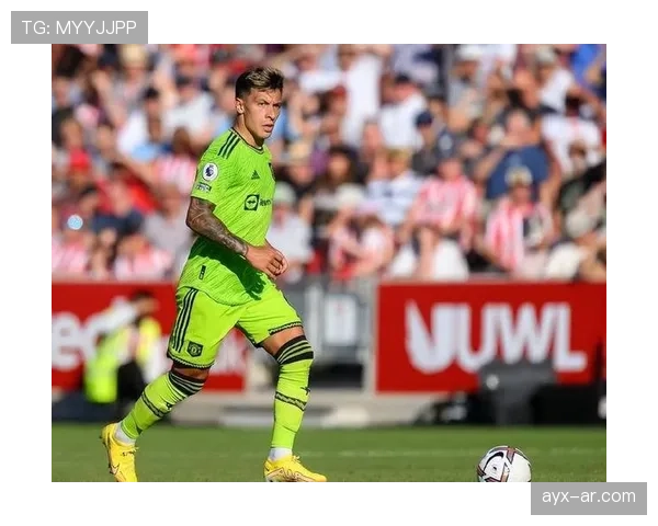 利桑德罗·马丁内斯状态回暖,强势回归助力曼联防线 利桑德罗·马丁内斯状态回暖,强势回归助力曼联防线