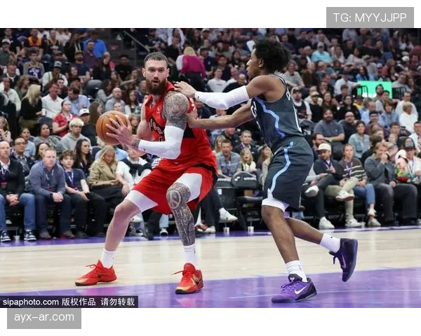 武切维奇挡拆制造内线优势提升球队篮板控制力